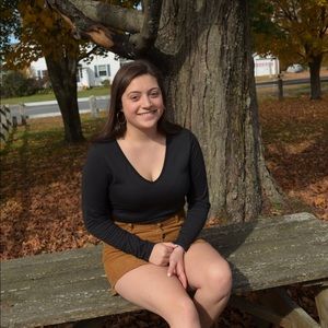 Meet your Posher, Hailee